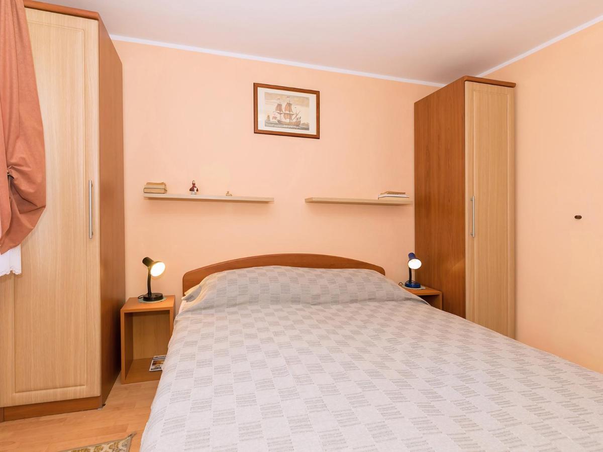 Apartments Davorka Poreč Exterior foto